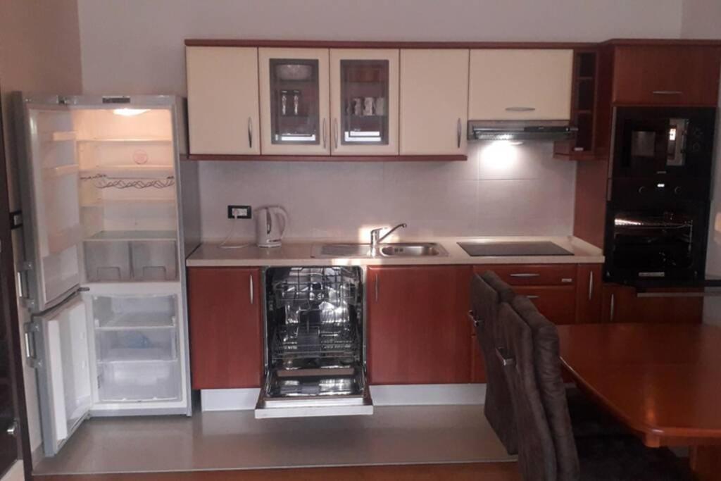 Apartman Franko - Uz Parking بولا المظهر الخارجي الصورة